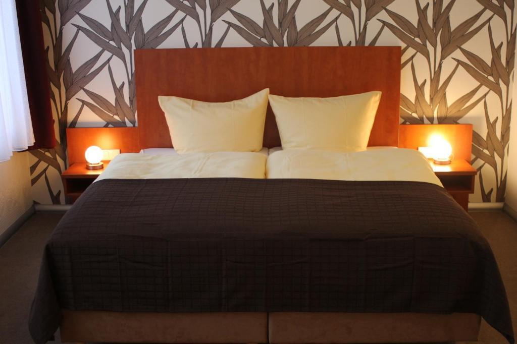 Hotel Schwarzer Adler Jever Δωμάτιο φωτογραφία