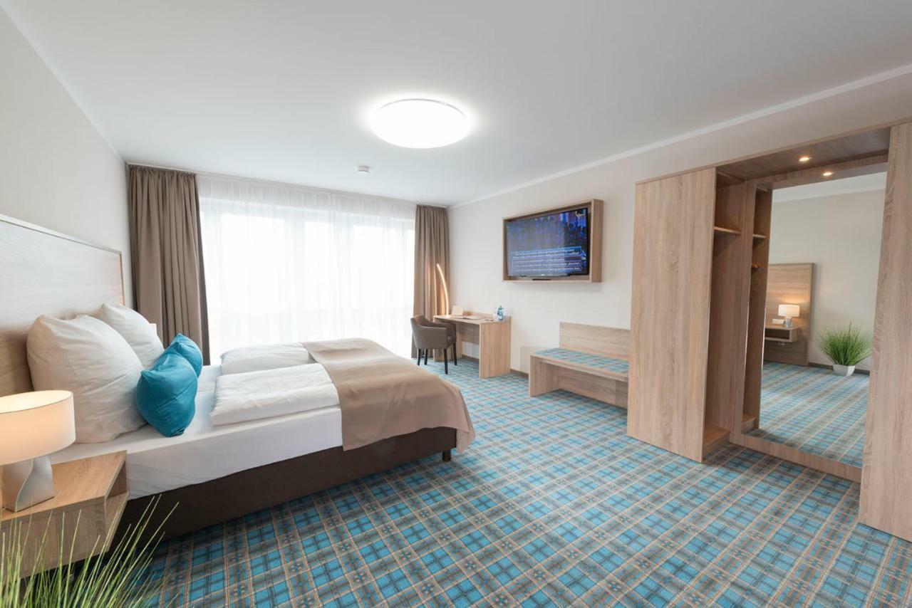 Hotel Schwarzer Adler Jever Εξωτερικό φωτογραφία